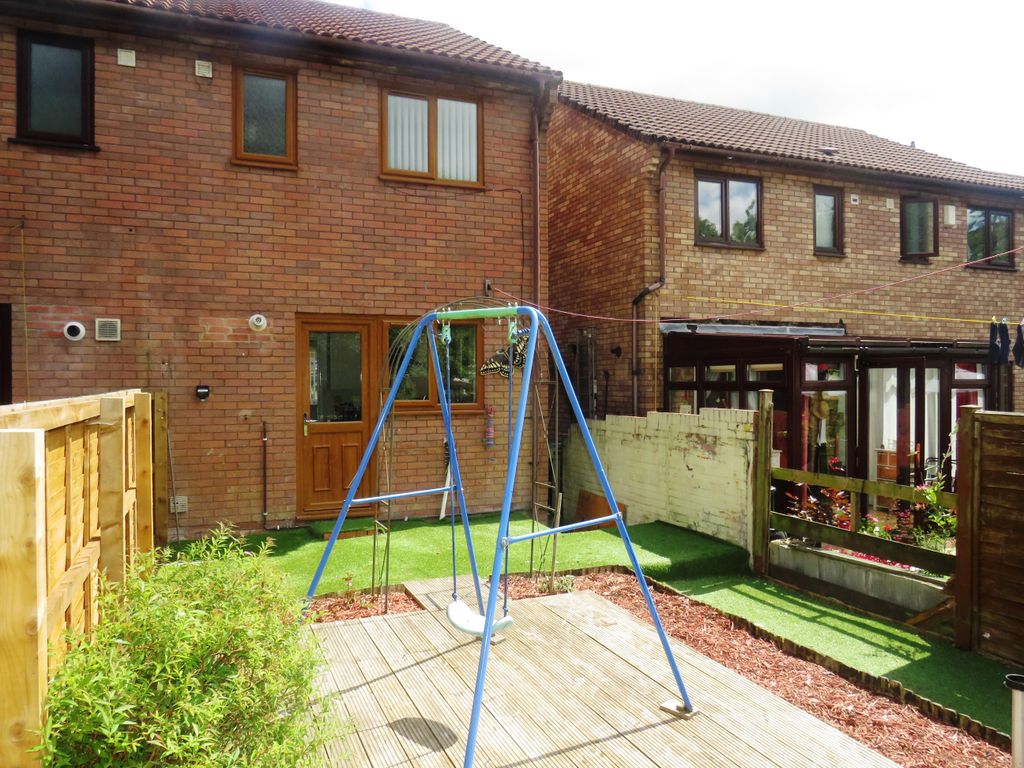 Property photo 2 of 10 Balcony