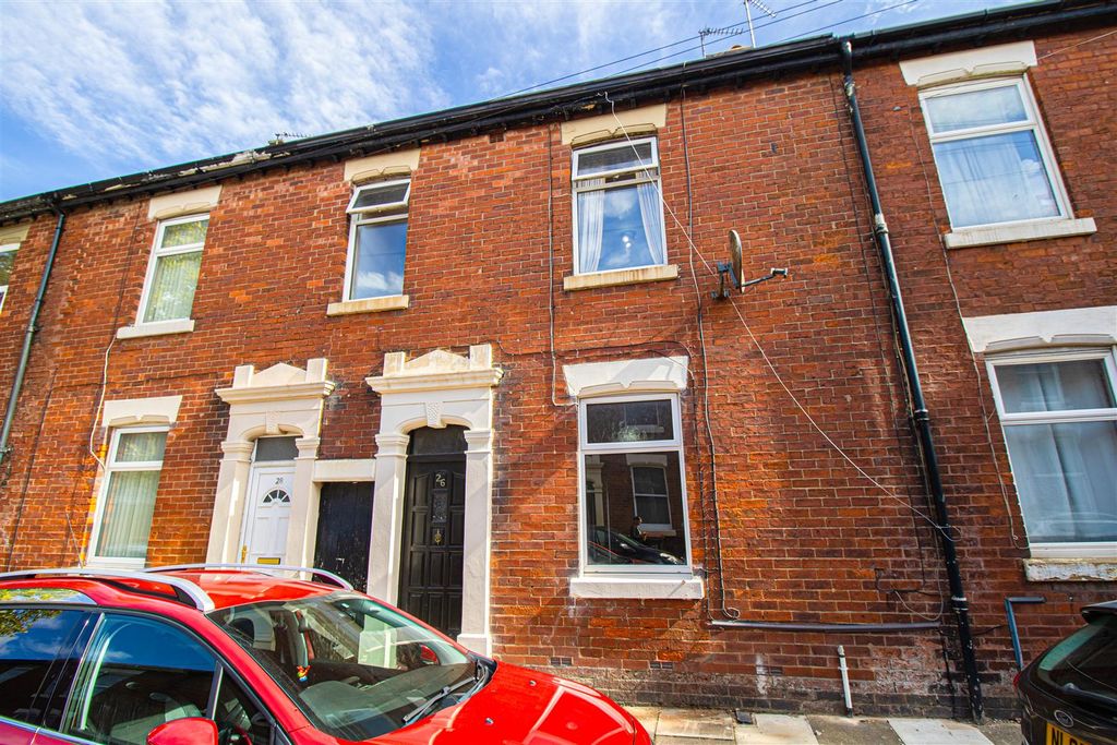Property photo 1 of 7 Front