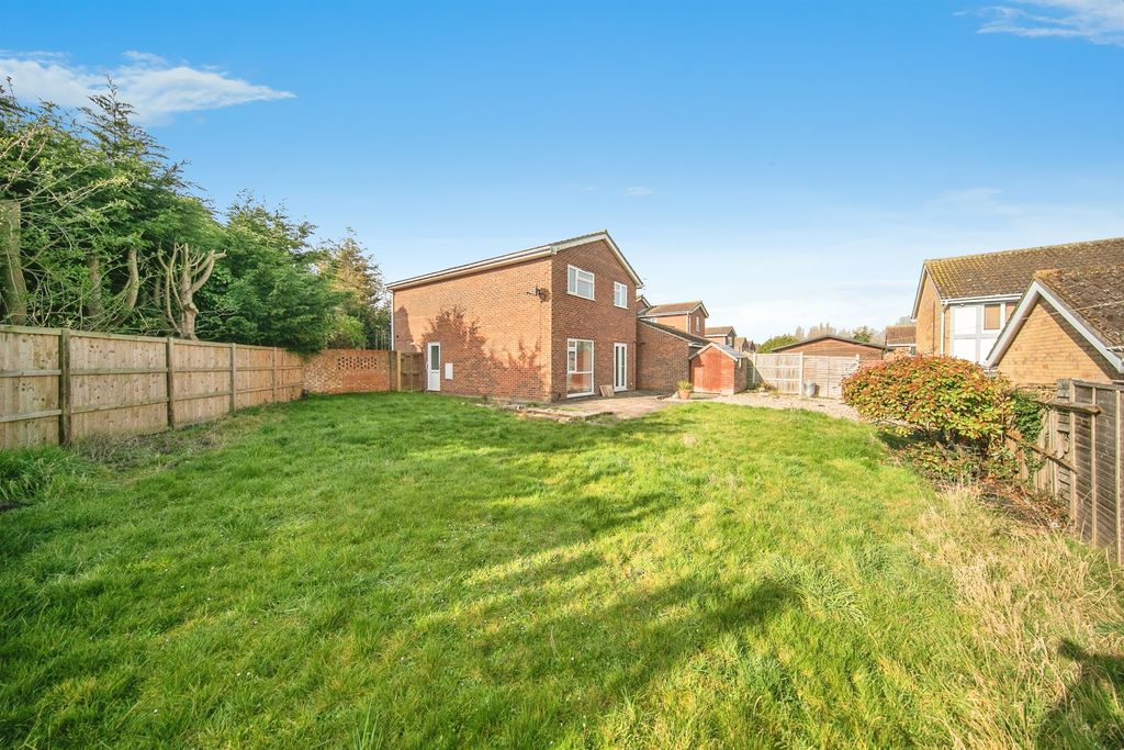 Property photo 2 of 17