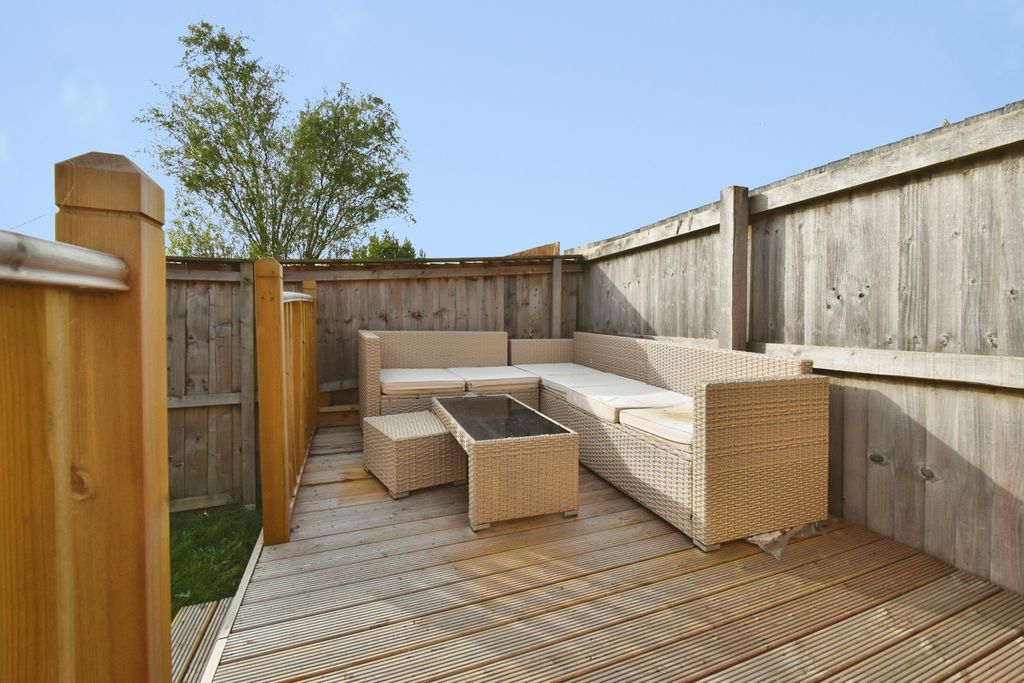 Property photo 2 of 14 Pbox-Img.Jpg