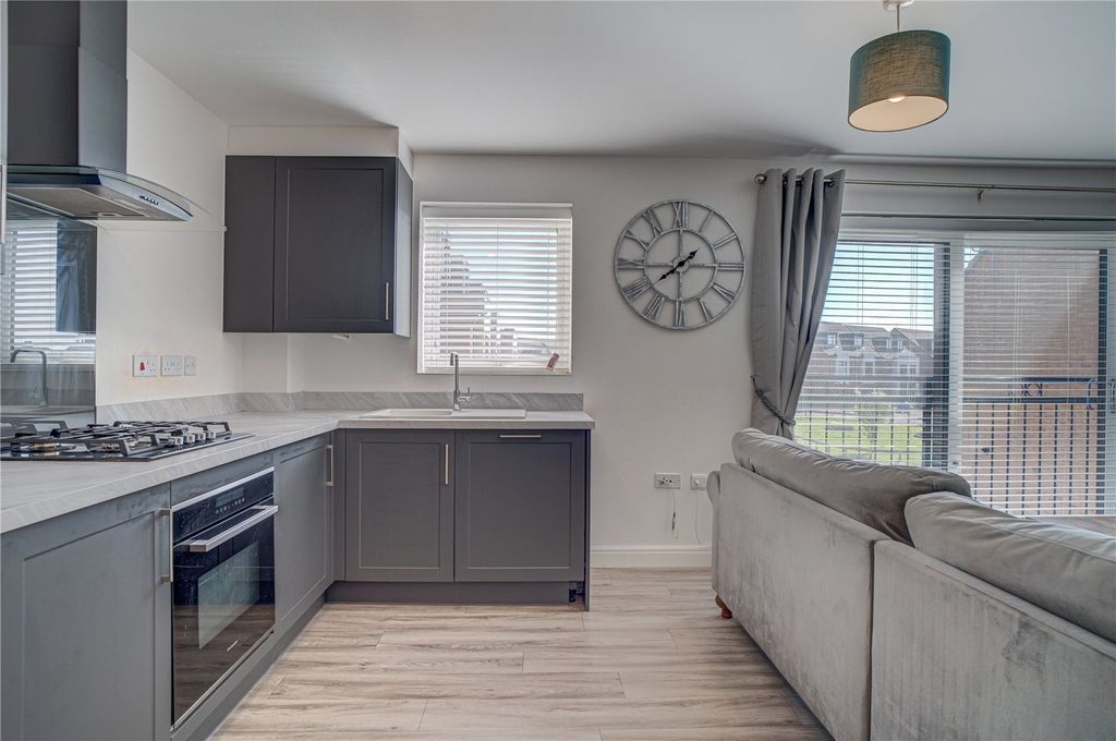 Property photo 2 of 7 Picture No. 09