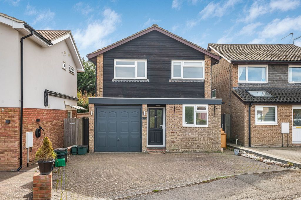Property photo 1 of 18