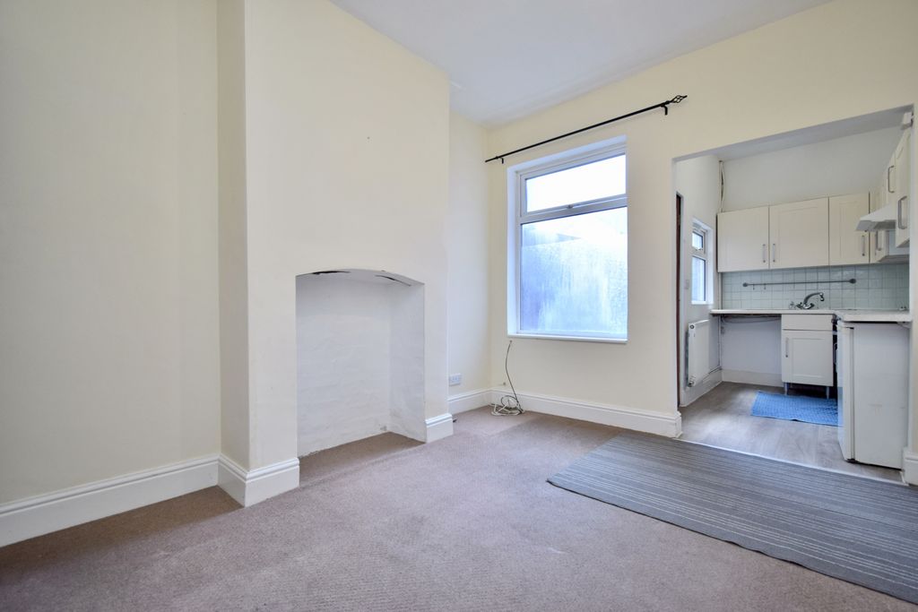 Property photo 3 of 10 Gallery