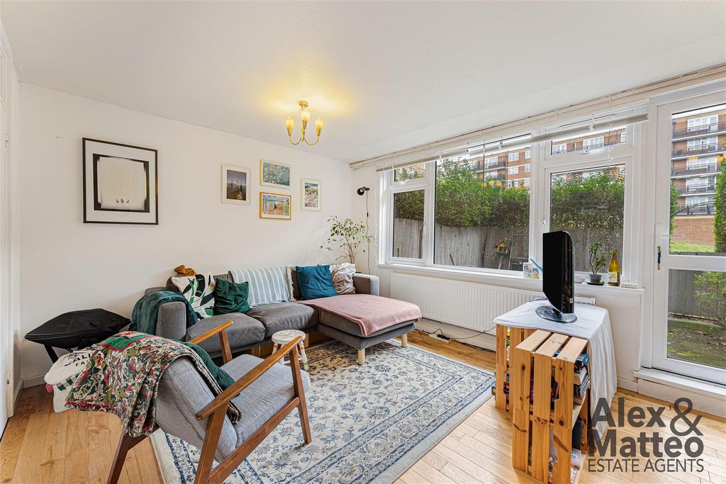 Property photo 3 of 22 New Place Square