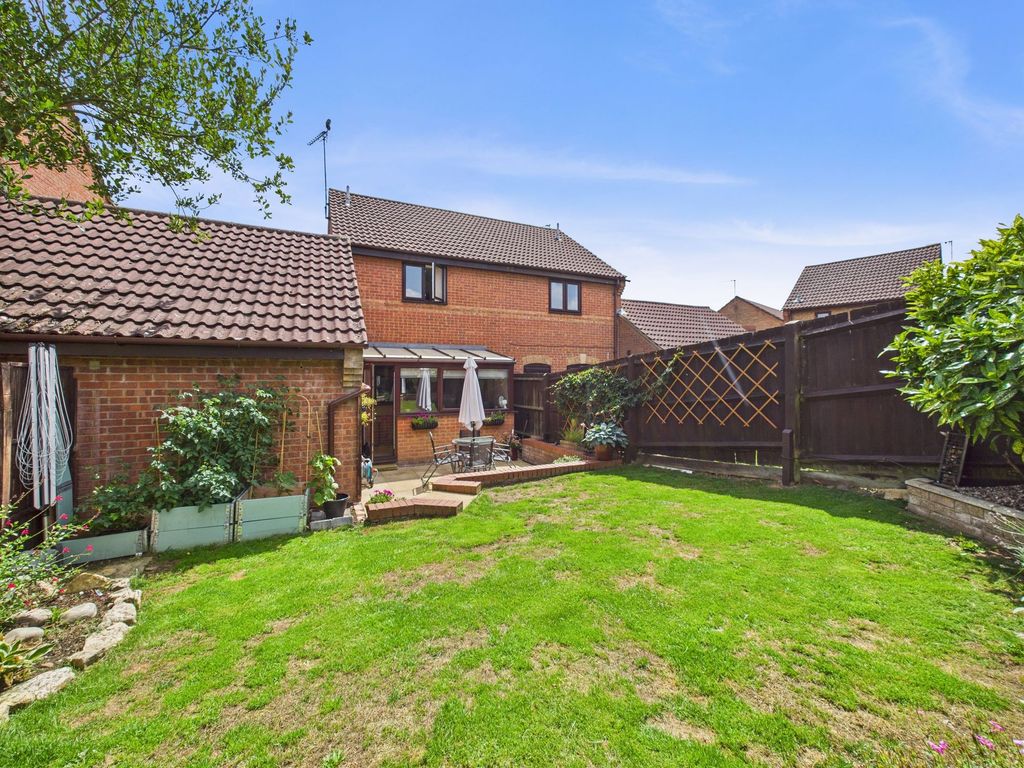 Property photo 2 of 20