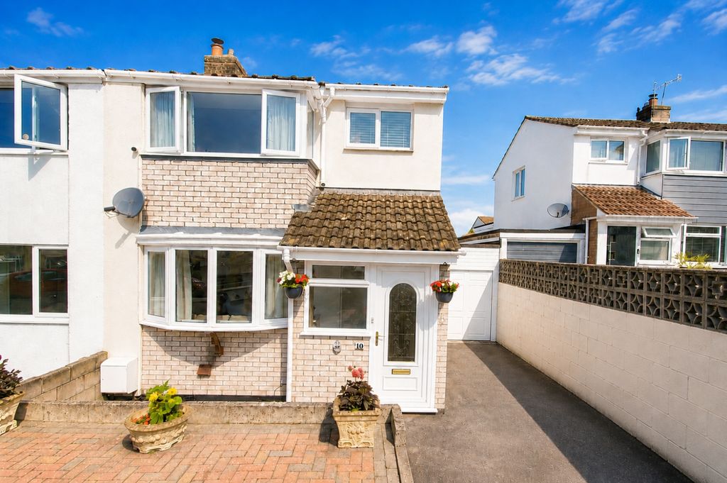 Property photo 1 of 10 A270c5B5-A455-4ee4-A74F-61d63731F537
