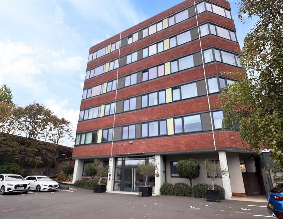 Property photo 1 of 10