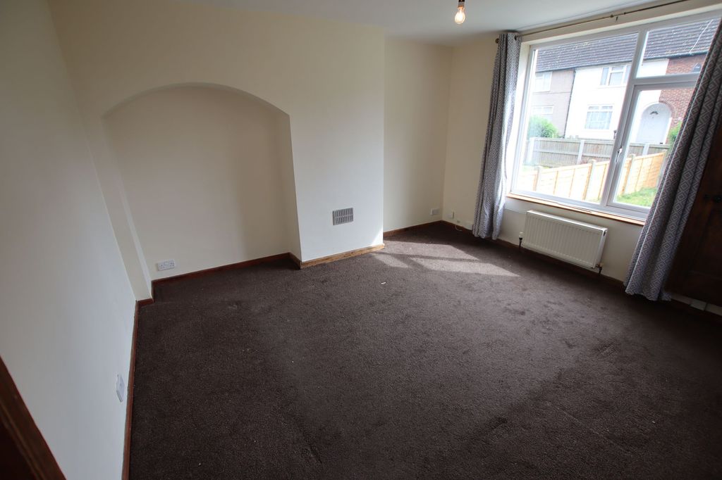 Property photo 2 of 10 Living Room