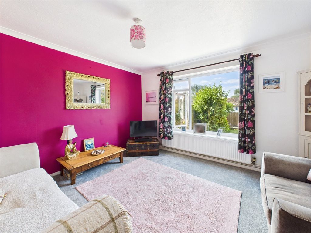 Property photo 2 of 14 Picture No. 04
