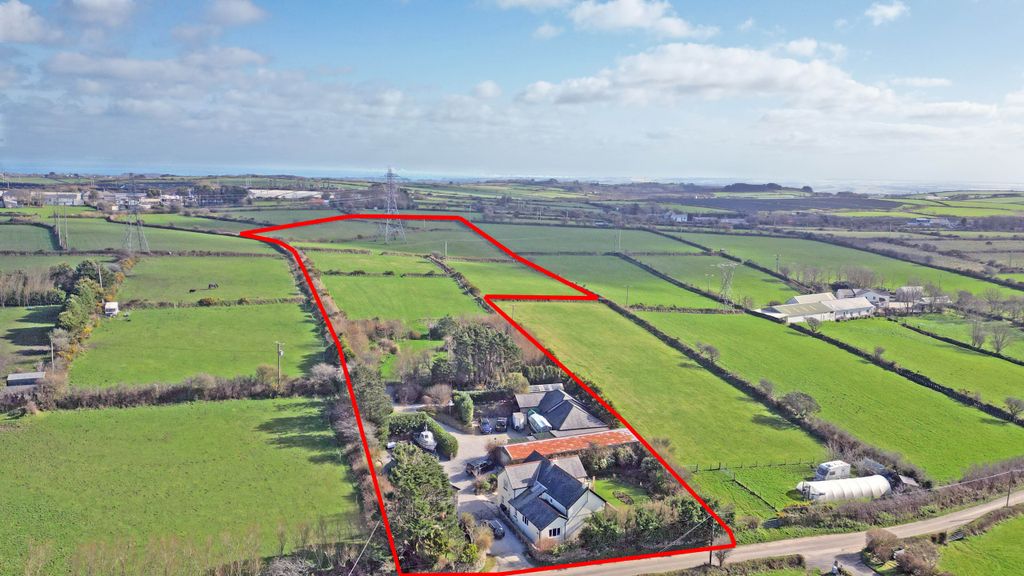 Property photo 1 of 18 Photo 1