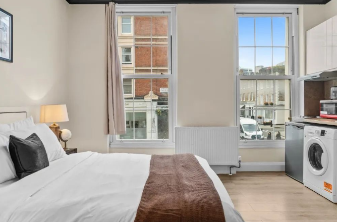 Property photo 3 of 6