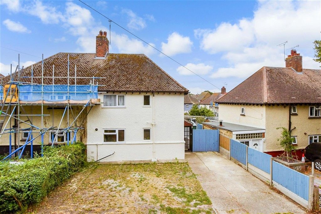 Property photo 3 of 9 External (Web) - Yes