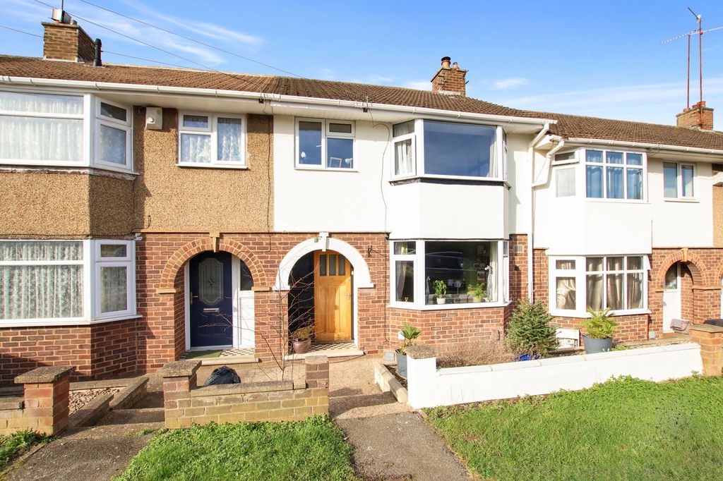 Property photo 1 of 25