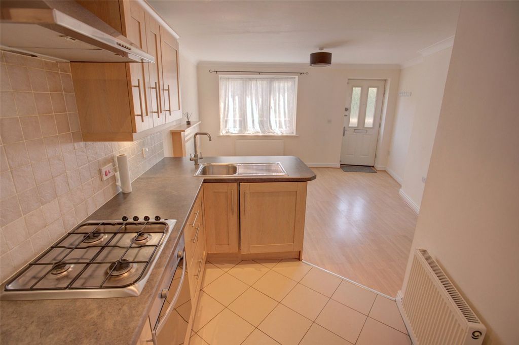 Property photo 2 of 14 Picture No. 33