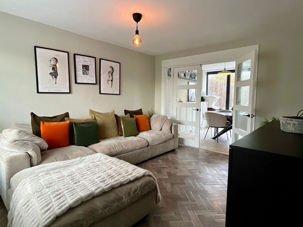 Property photo 3 of 29