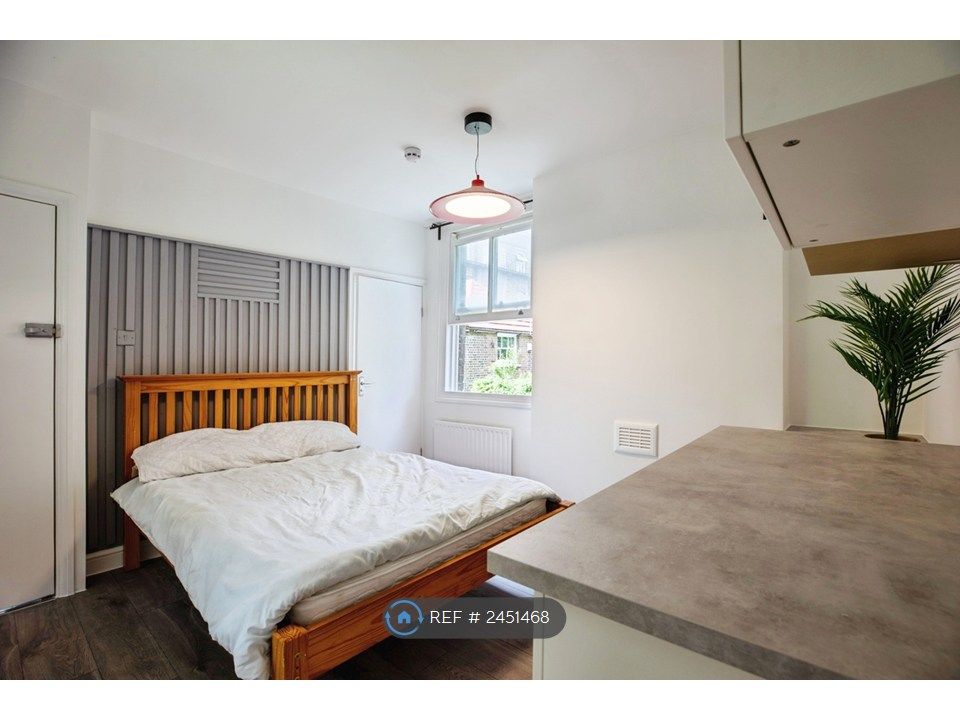 Property photo 1 of 5 Bed