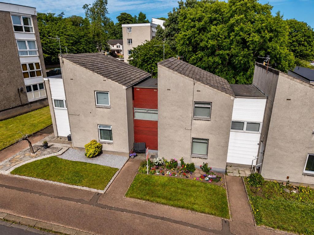 Property photo 2 of 20 5 Craigiebarn Road Dundee-2.Jpg