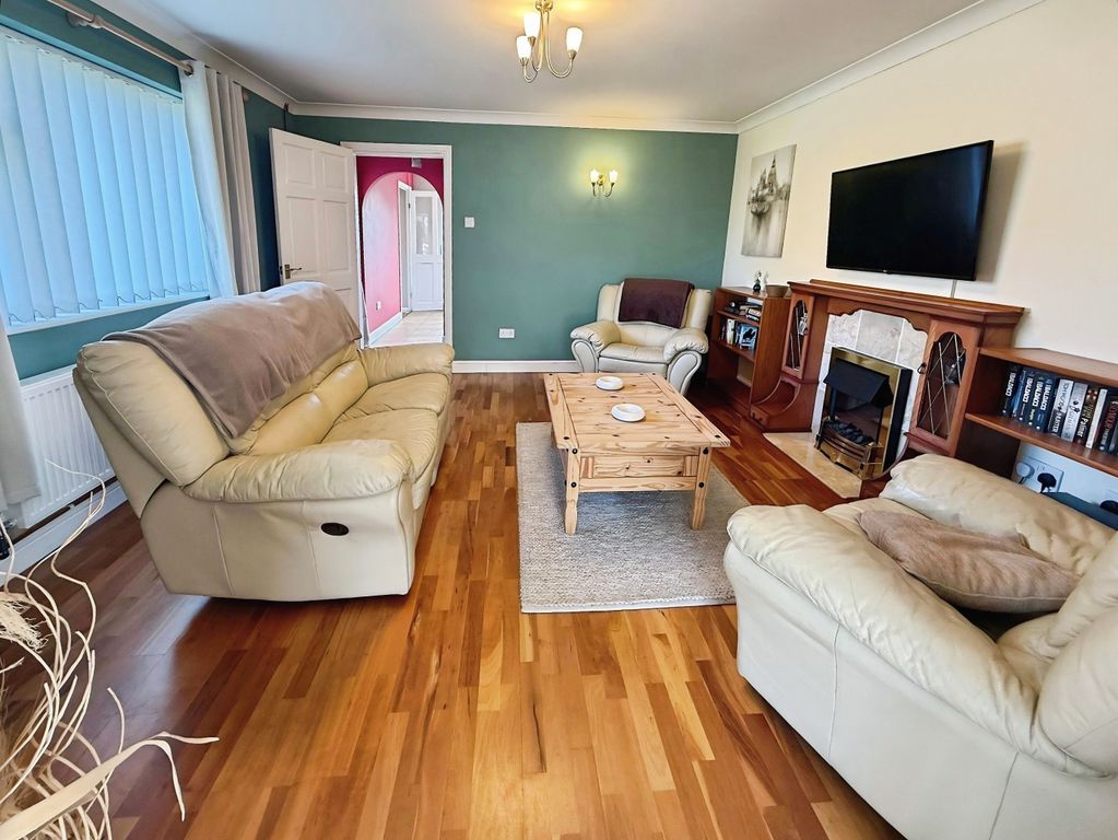 Property photo 3 of 18 Photo #3