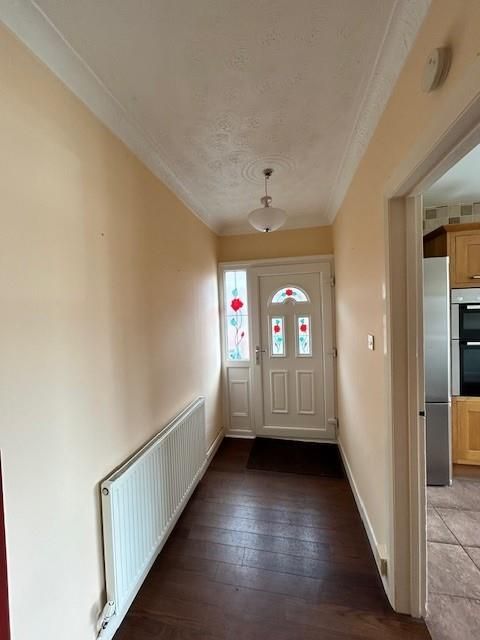 Property photo 3 of 16 Hall.Jpg