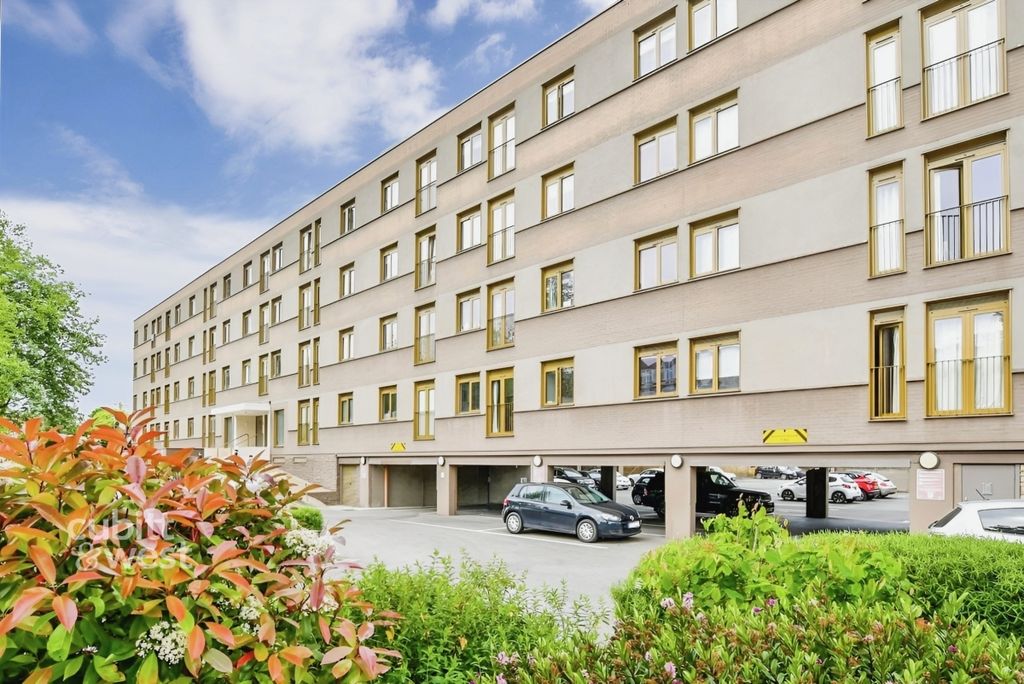 Property photo 1 of 10 76Fb90c1-XXXX