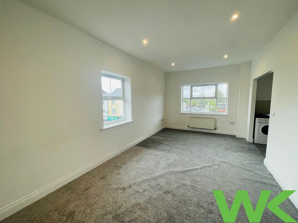 Property photo 2 of 6 Reception Room