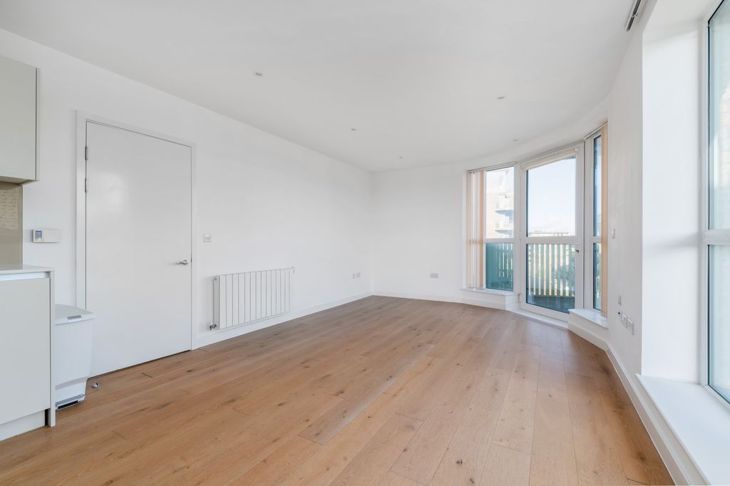 Property photo 2 of 14 Reception Room