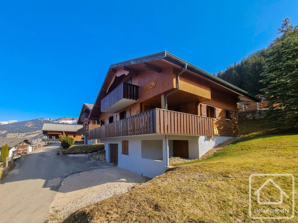 Property photo 2 of 32
