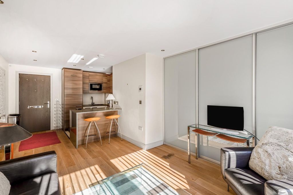 Property photo 1 of 16 Open Plan Living