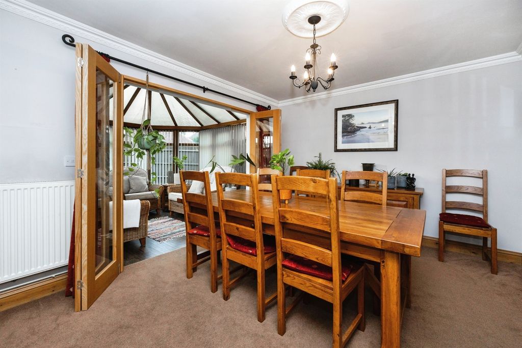 Property photo 3 of 24