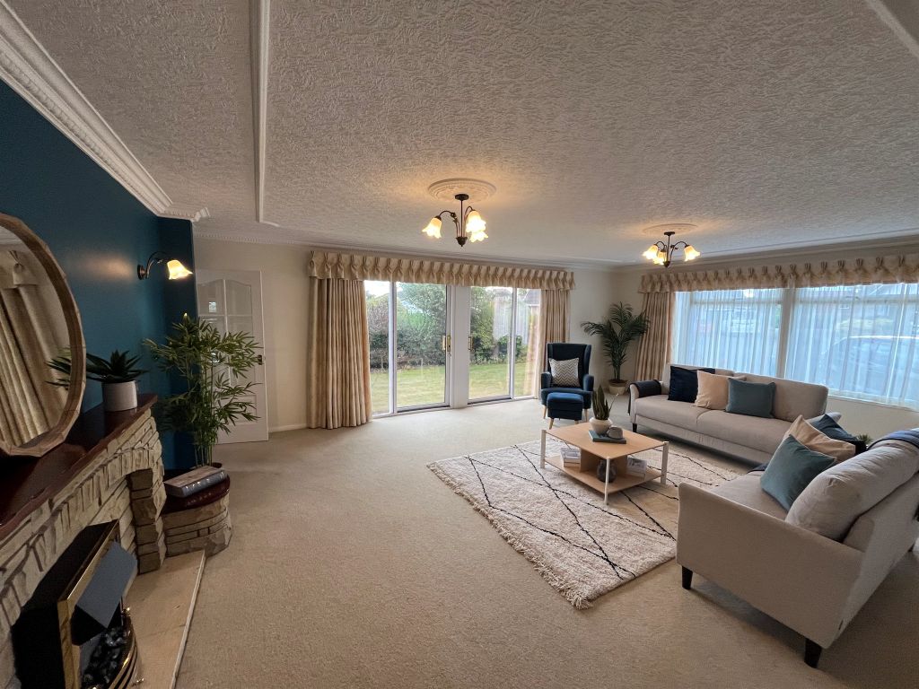 Property photo 2 of 21