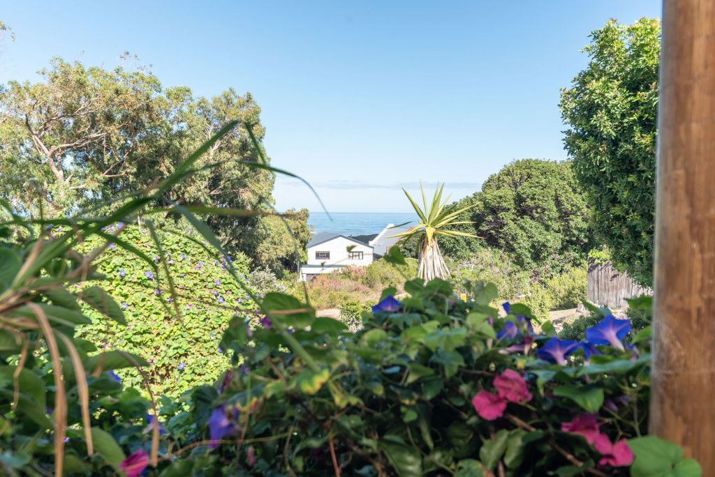 Property photo 3 of 20 Fh1727280