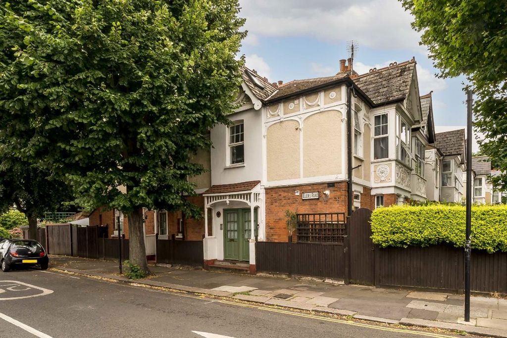Property photo 1 of 1