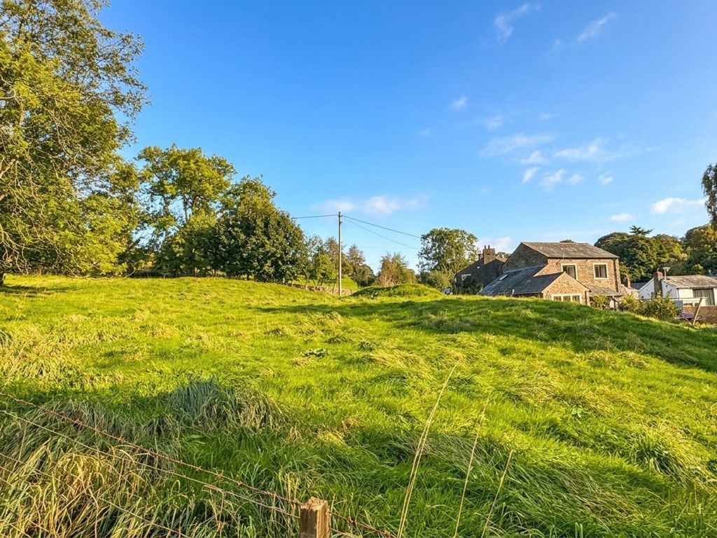 Property photo 2 of 15 Paddock