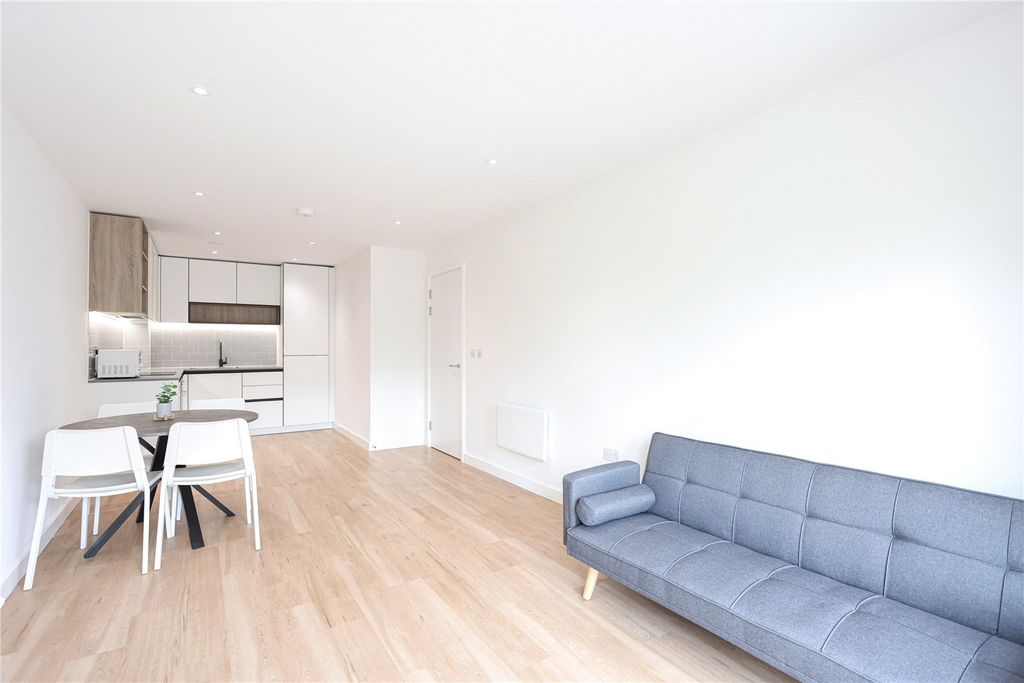 Property photo 2 of 11 Picture No. 04