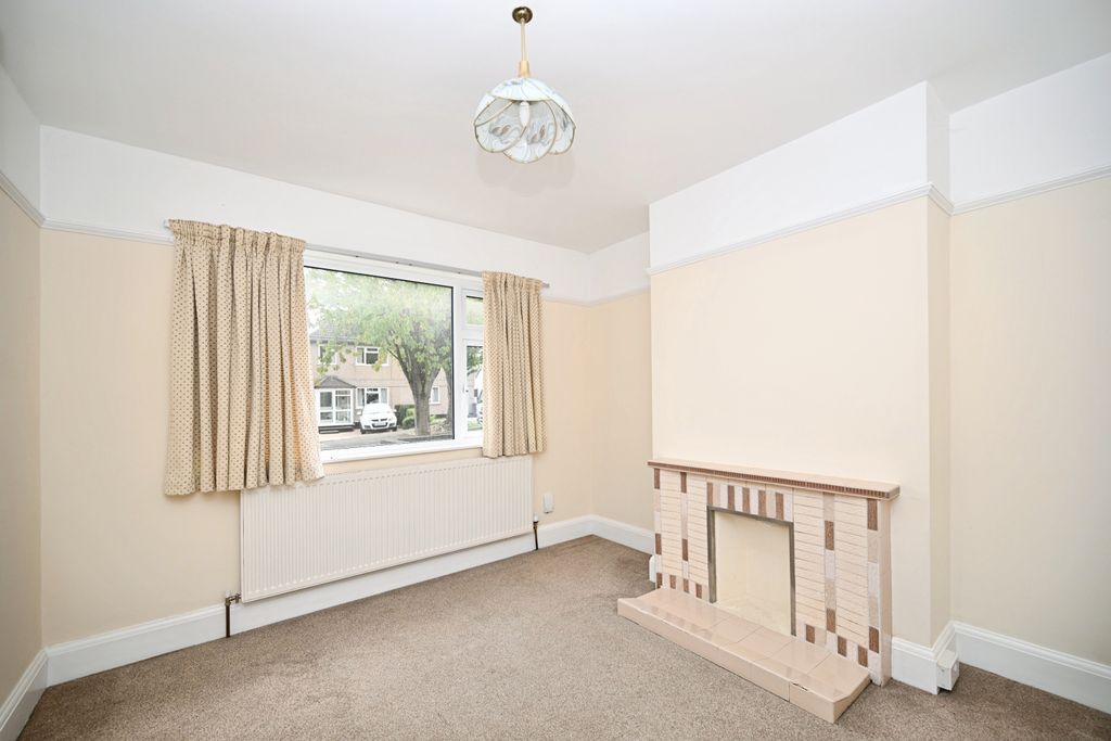 Property photo 3 of 20