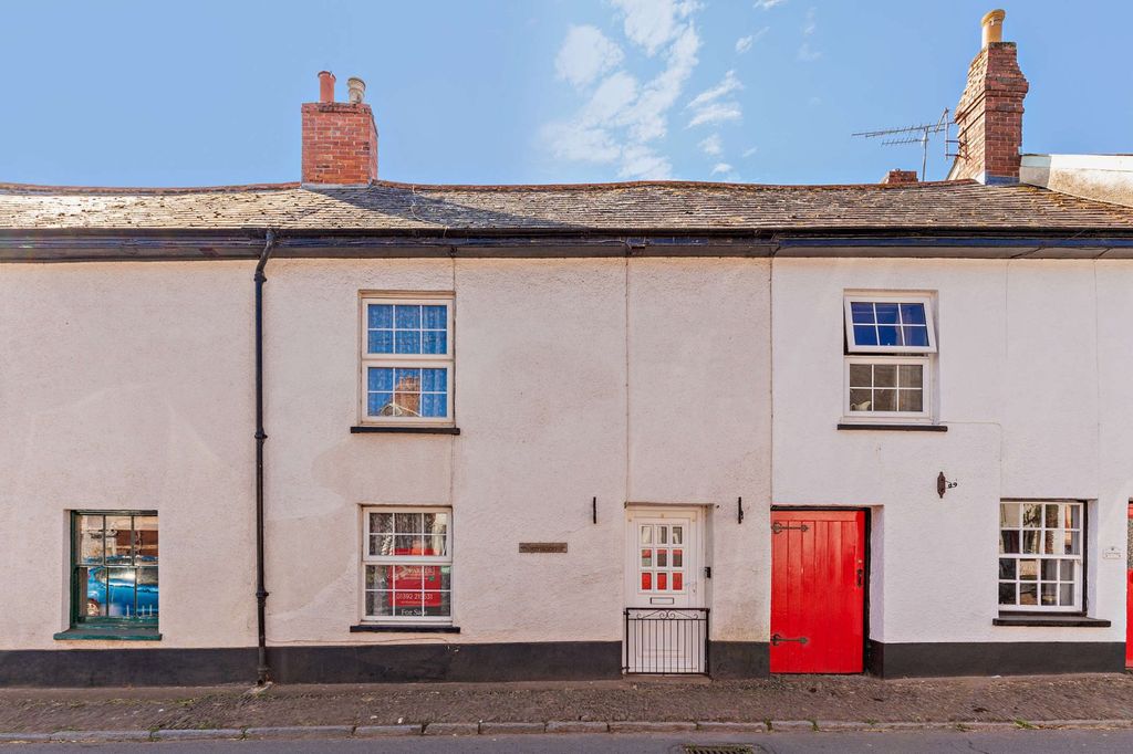 Property photo 1 of 13 Barliabins
