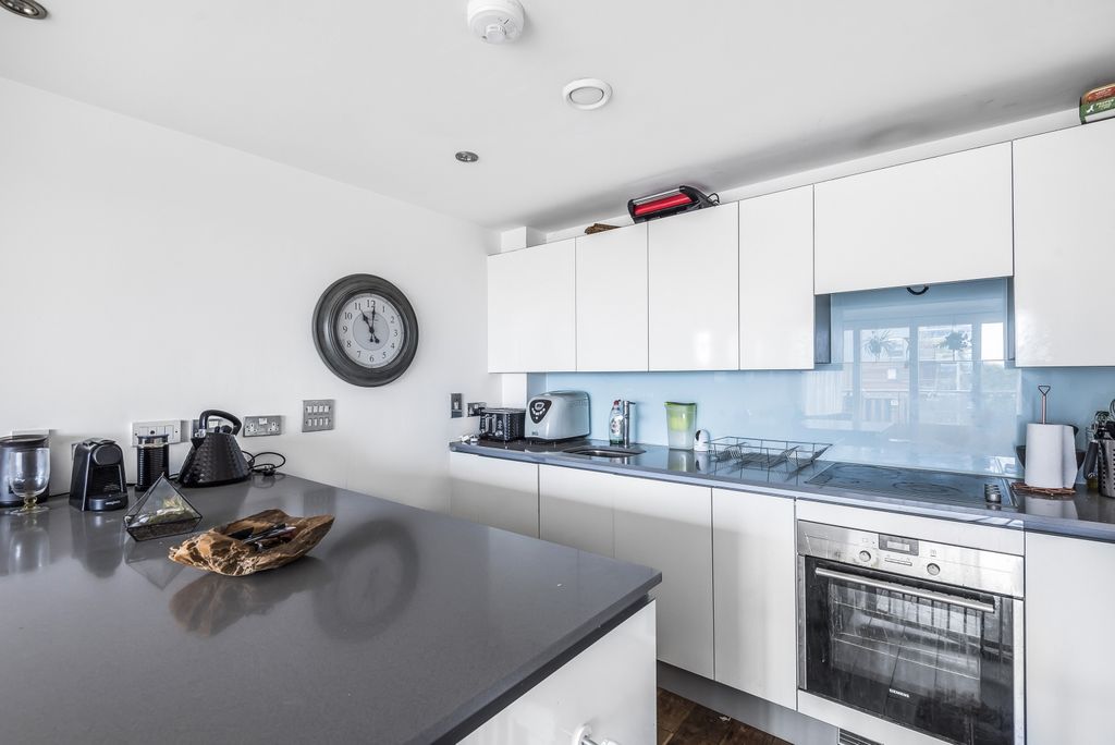 Property photo 3 of 8 746436 (3)