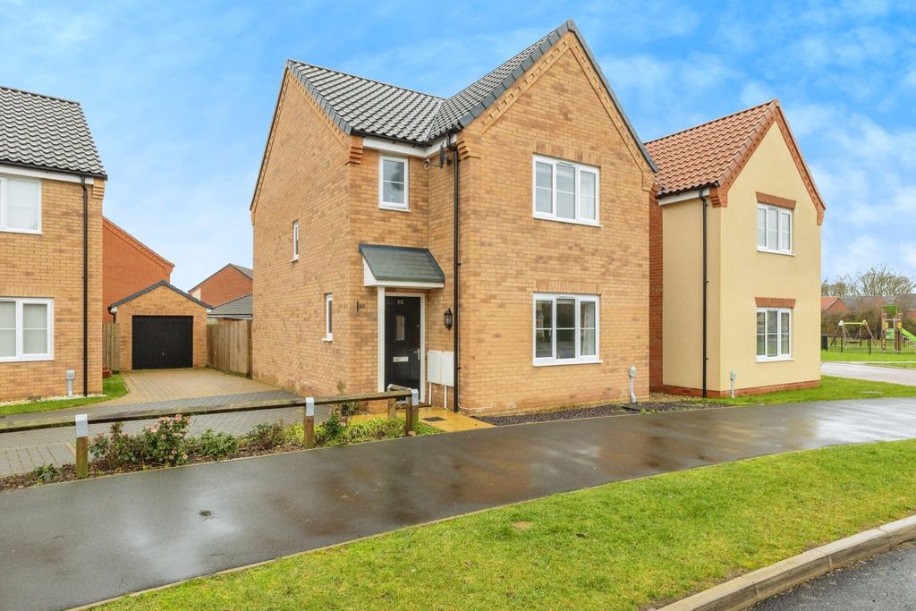 Property photo 1 of 15 Pbox-Img.Jpg