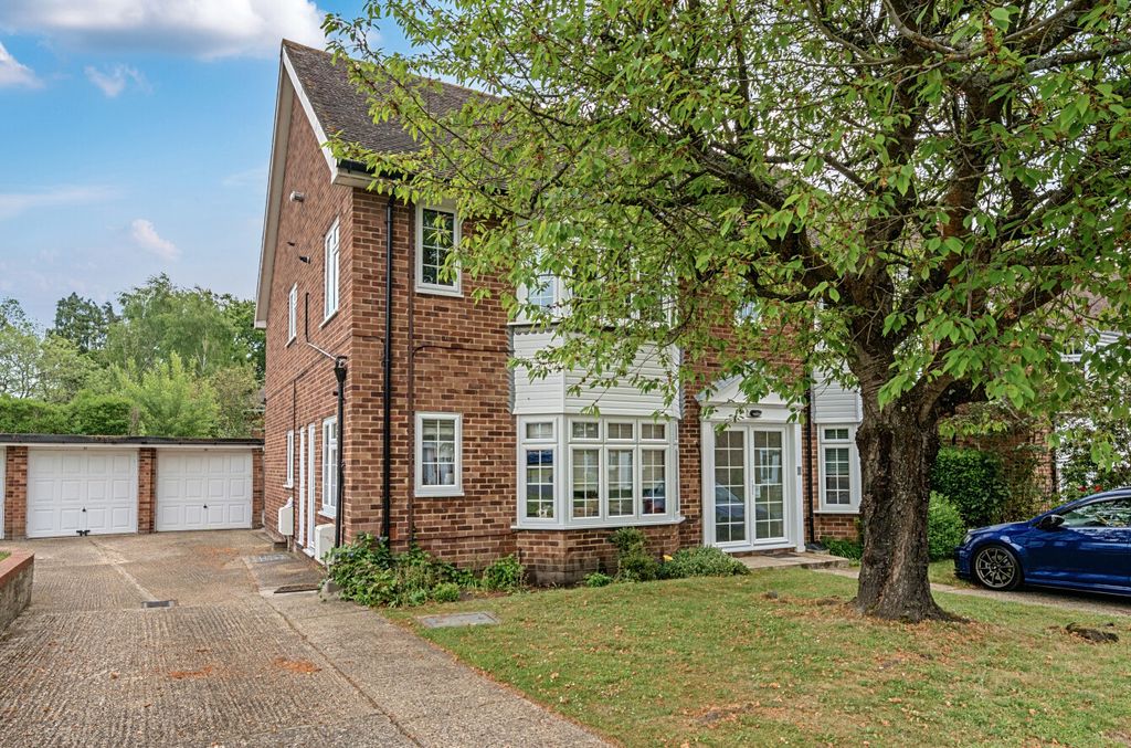 Property photo 1 of 14 1456534-16-69Fda6...