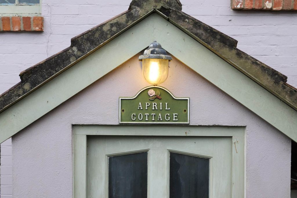 Property photo 3 of 7