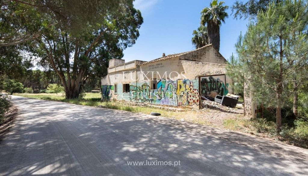 Property photo 1 of 3