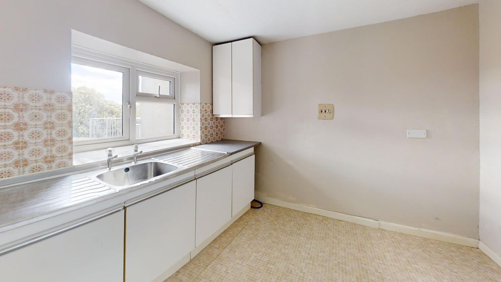 Additional image 8 of 1 bed property for saleStraits, Portland, Dorset DT5