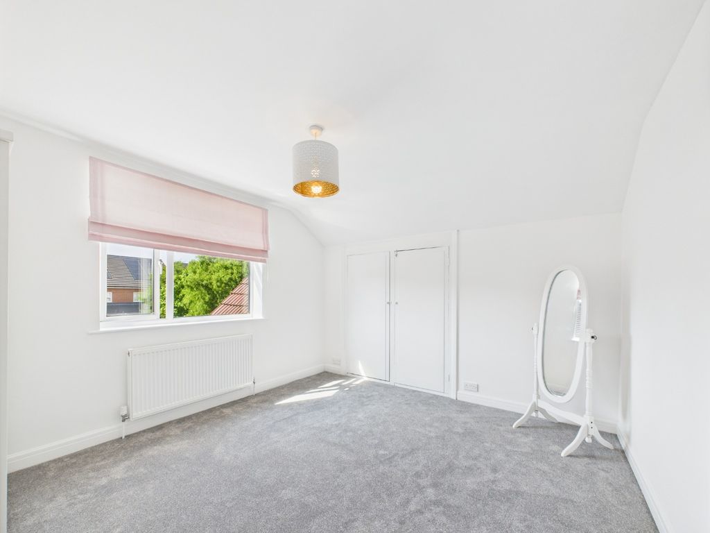 Property photo 3 of 20 3303836