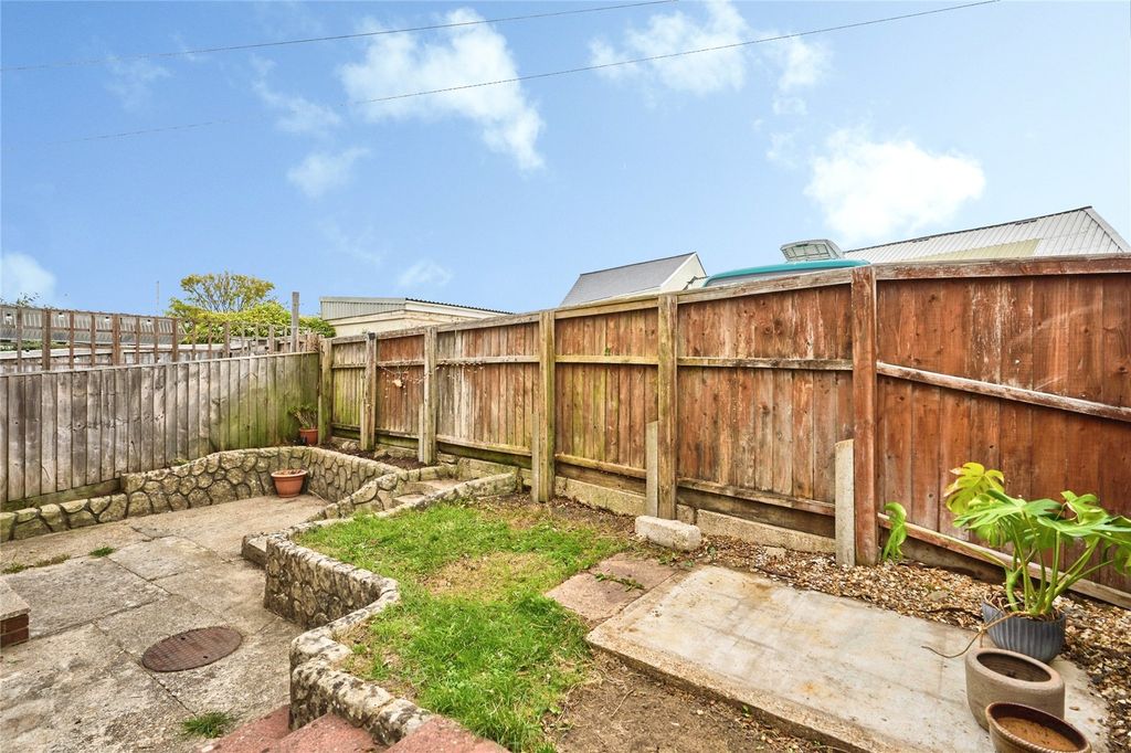 Property photo 2 of 14 Picture No. 28