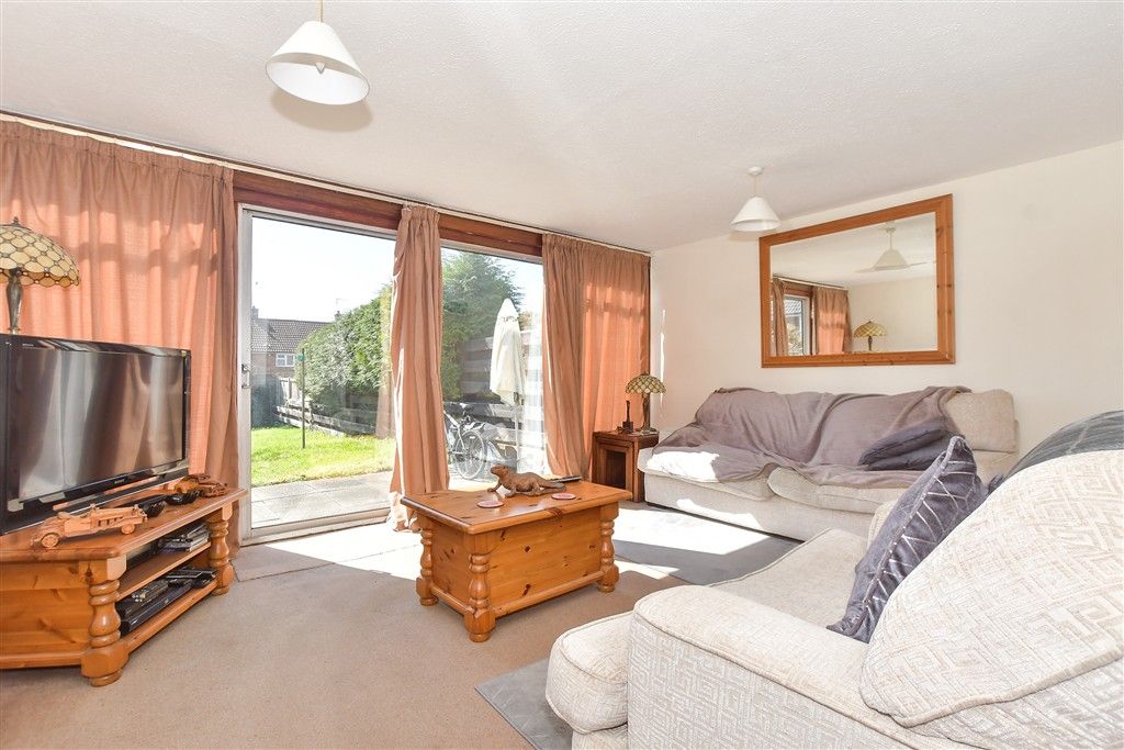 Property photo 3 of 10 Lounge/Diner