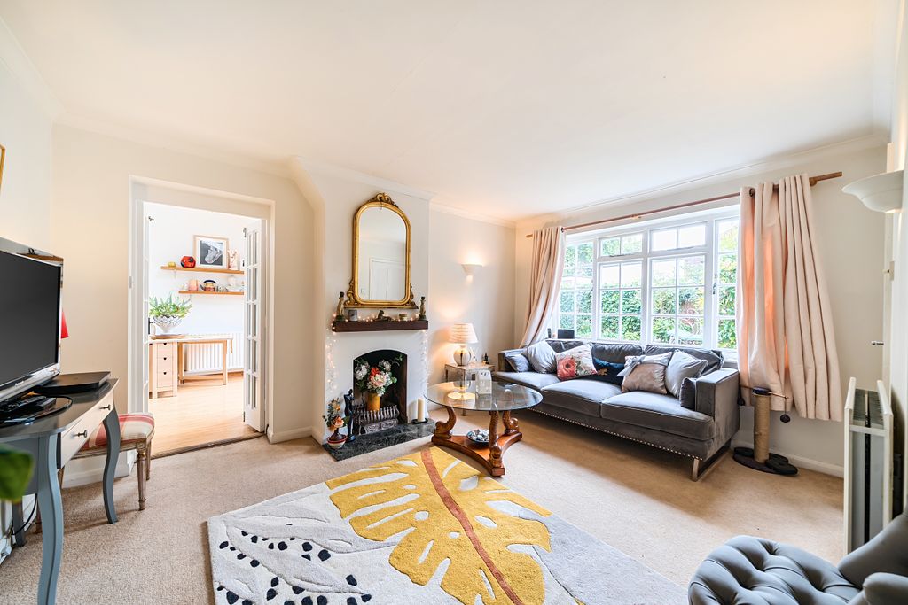 Property photo 2 of 20 1344082-4-68Aef18053616
