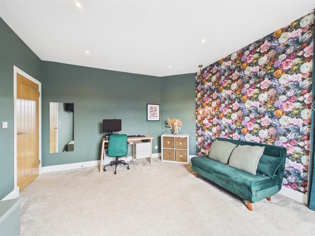 Additional image 8 of 3 bed flat for saleSandy Road, Renfrew PA4