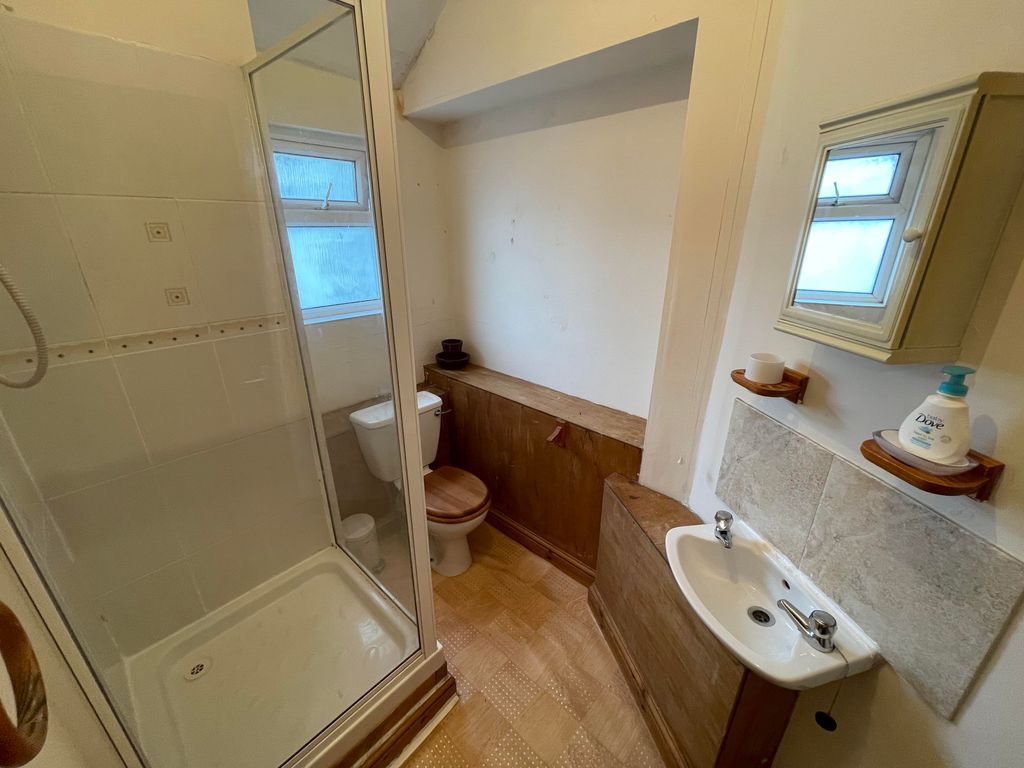 Property photo 3 of 6 Shower Room