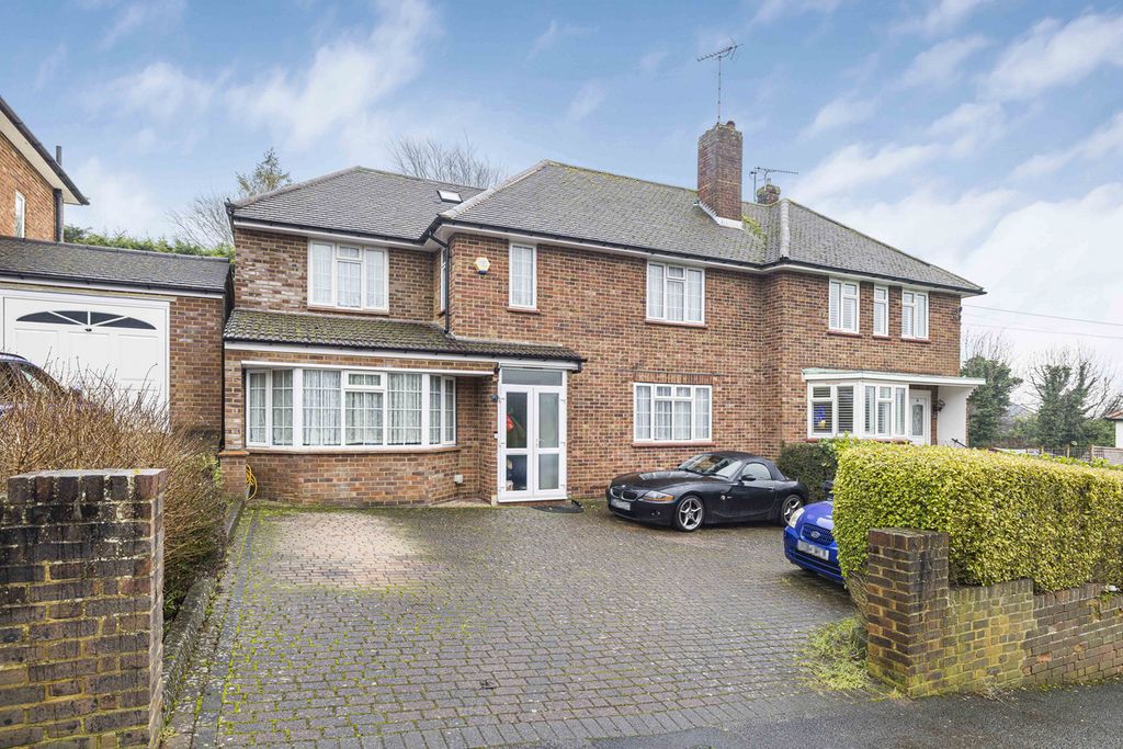 Property photo 1 of 21