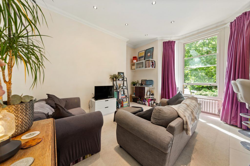 Property photo 3 of 11